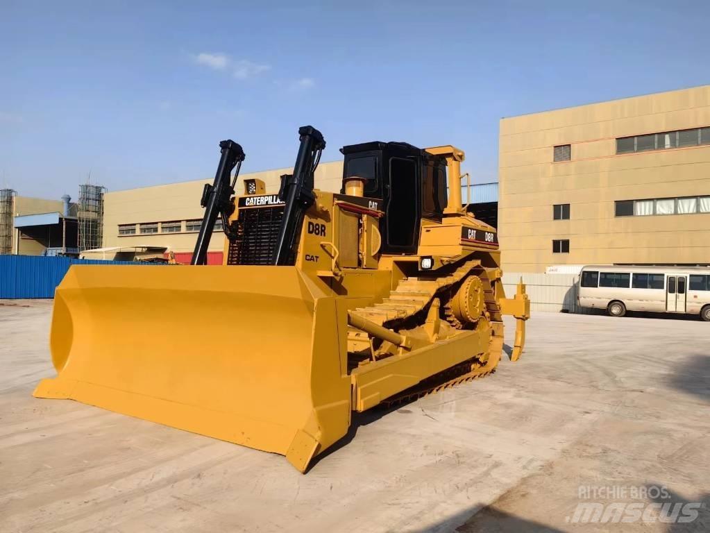 CAT D8R Dozers - Tratores rastos