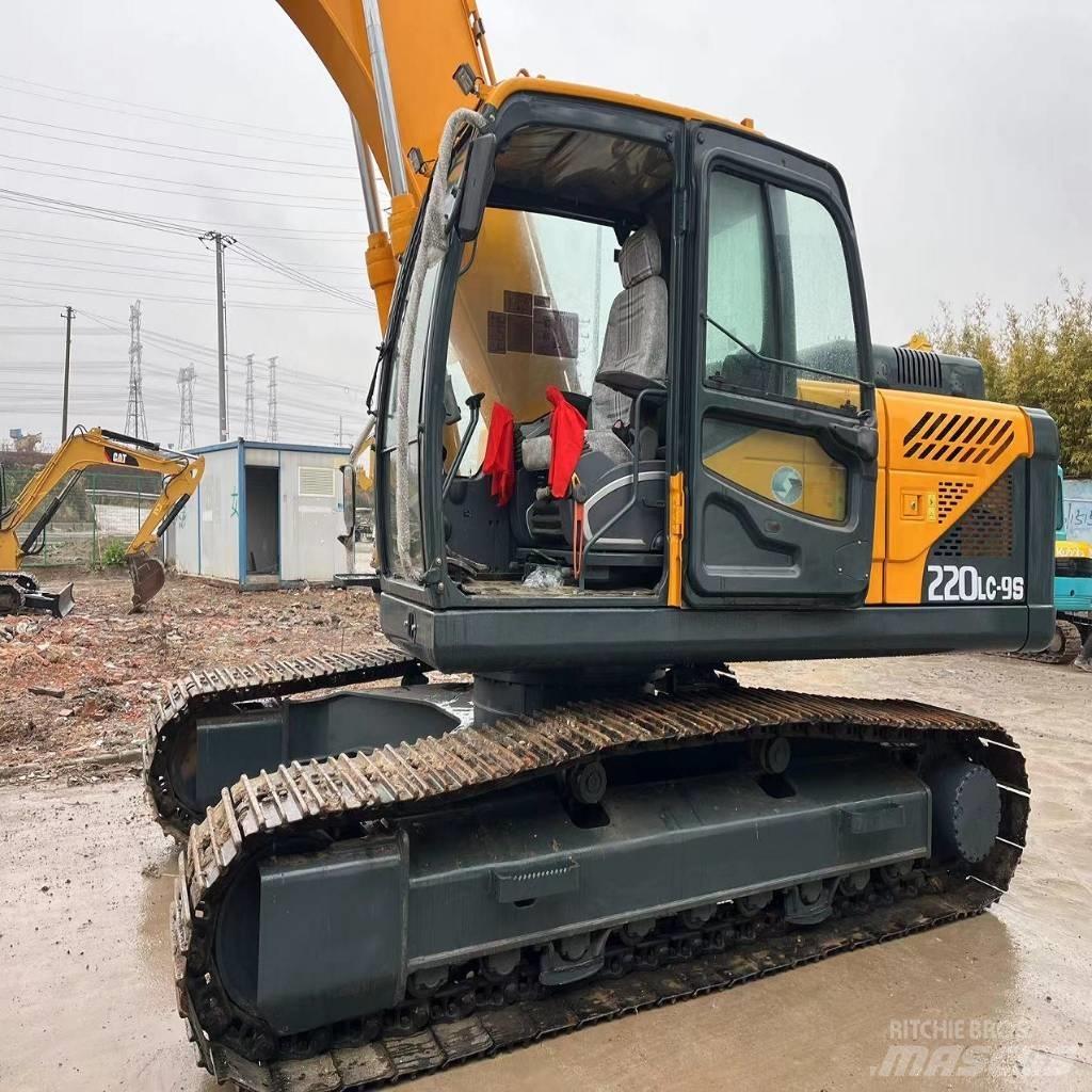 Hyundai R220LC-9S Escavadeiras de esteiras