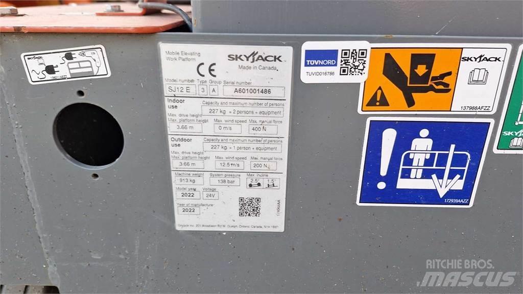 SkyJack SJ12 Outros elevadores e plataformas