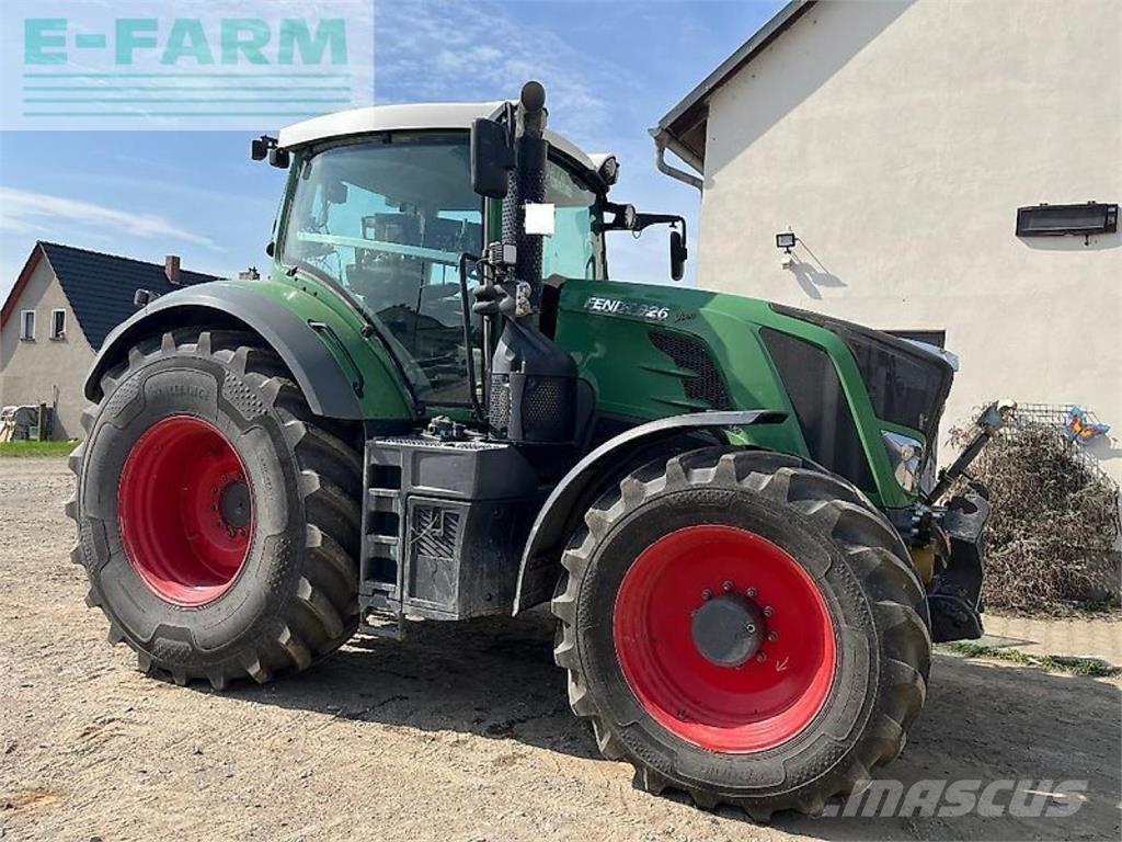 Fendt 826 vario Tratores Agrícolas usados