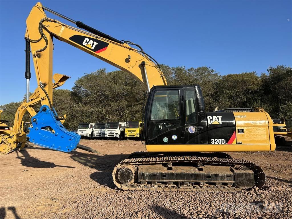 CAT 320D Escavadeiras de esteiras