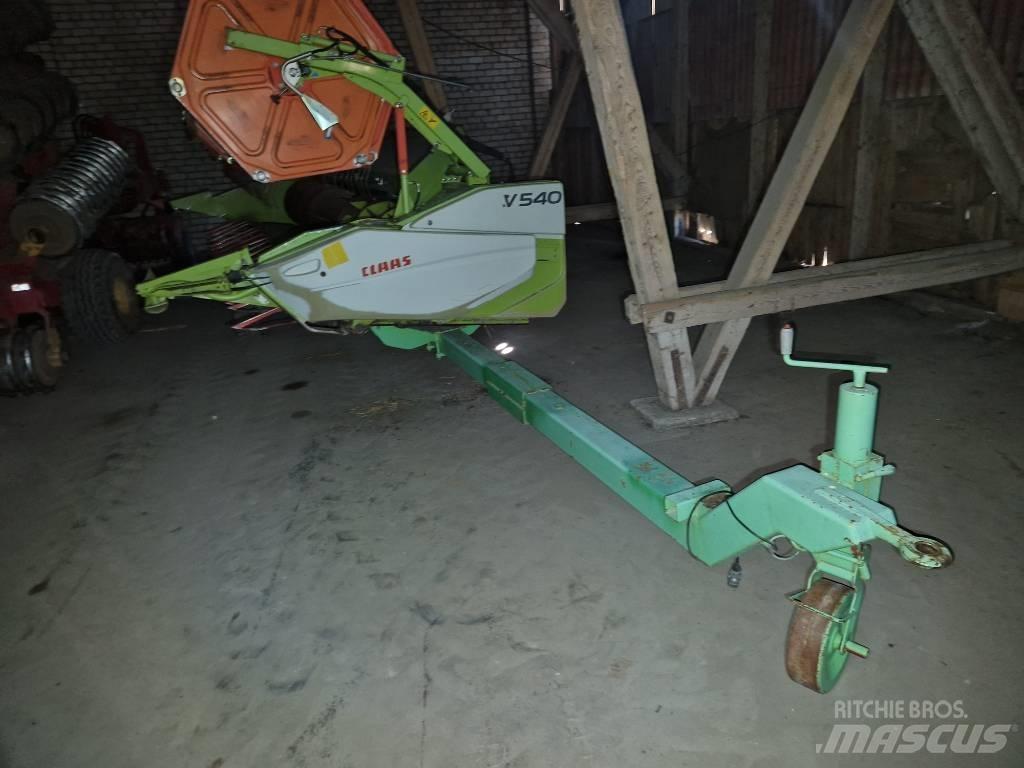 CLAAS Tucano 320 Ceifeiras debulhadoras
