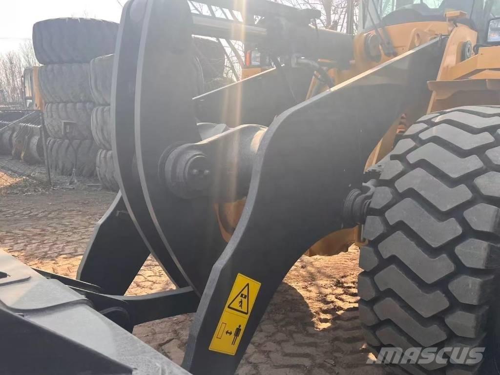 Volvo L 120 Carregadeiras de rodas