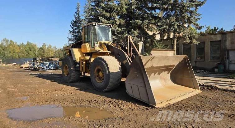 Volvo L 220 F Carregadeiras de rodas