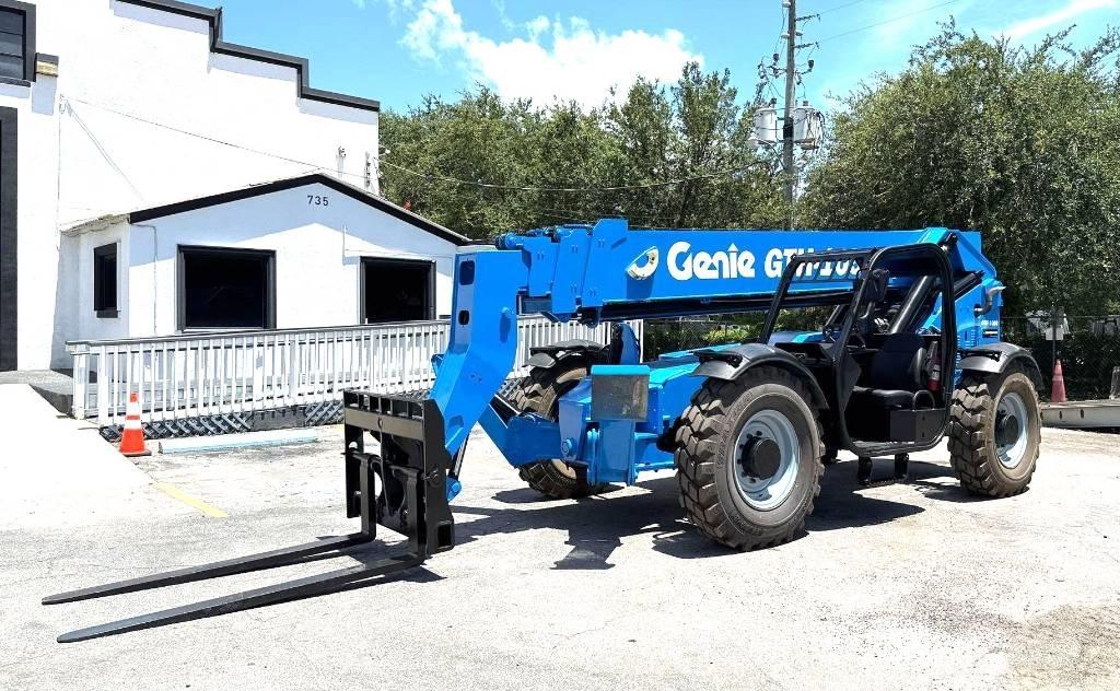 Genie GTH 1056 Manipulador telescópico