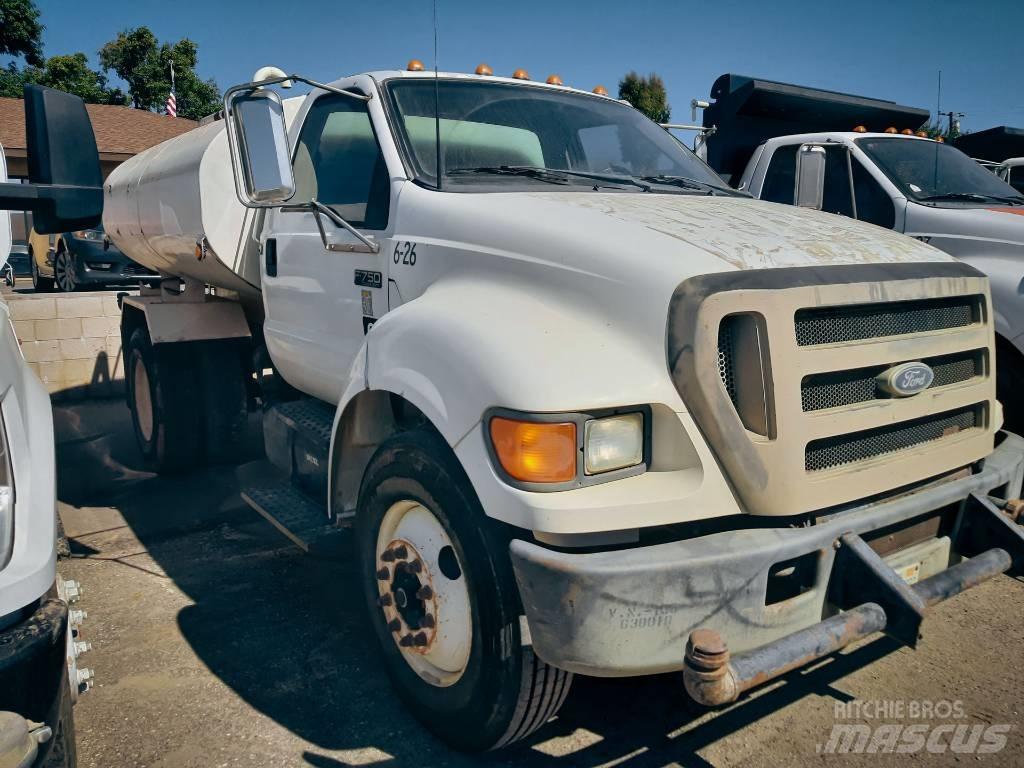 Ford F 750 XL SD Auto-tanques