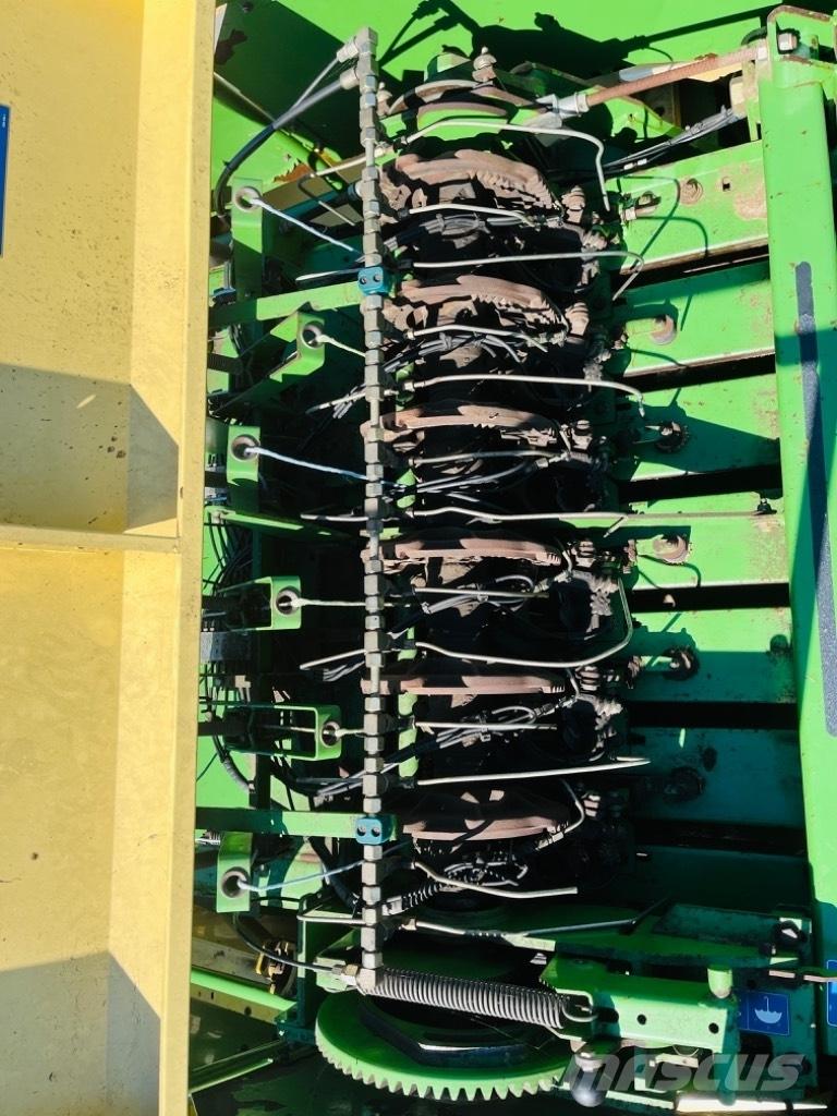 Krone Big Pack 12130 Enfardadeira de fardos quadrados