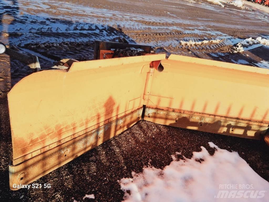 Pronar PUV 2800    OP26 Lâminas de neve e arados