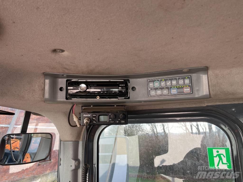 Doosan DL 250 15 Carregadeiras de rodas