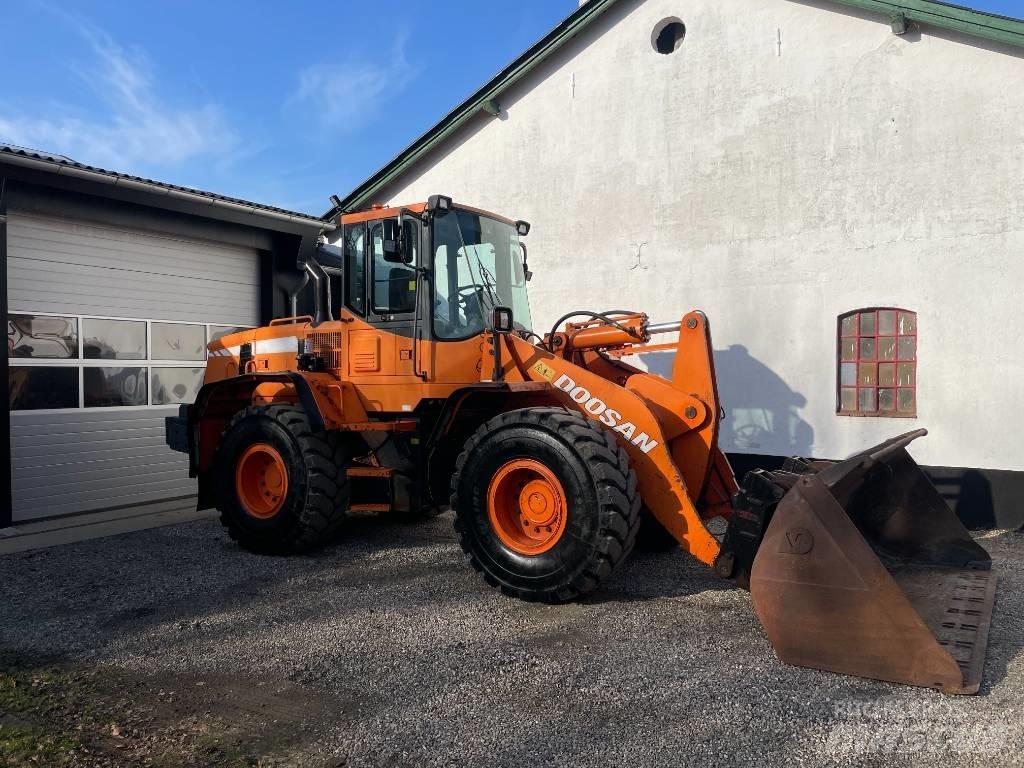 Doosan DL 250 15 Carregadeiras de rodas