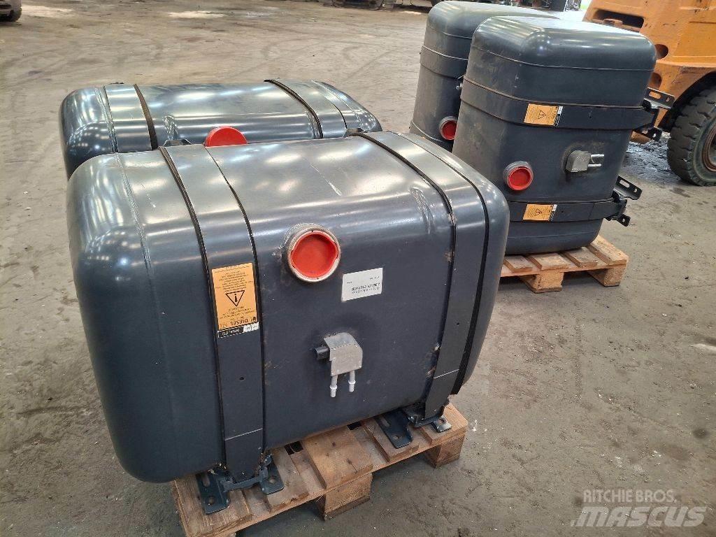 Mercedes-Benz 290L Tanques de combustível e aditivos