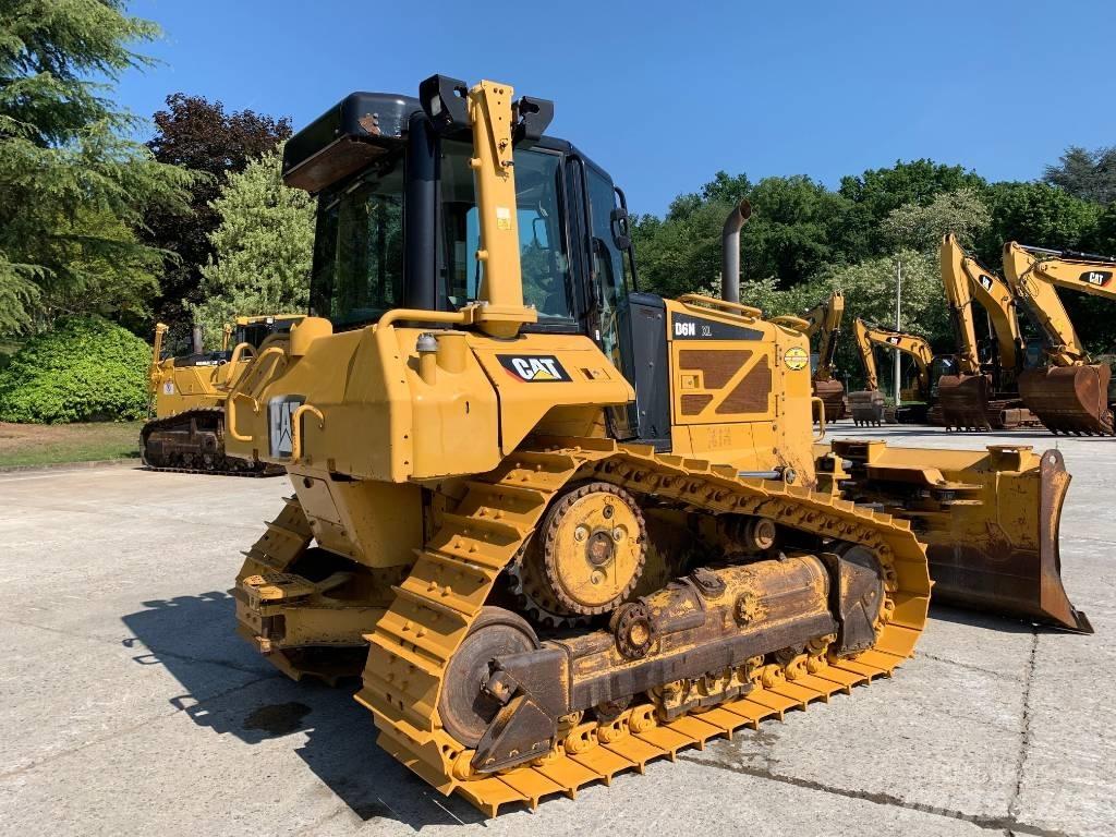 CAT D 6 N XL Dozers - Tratores rastos