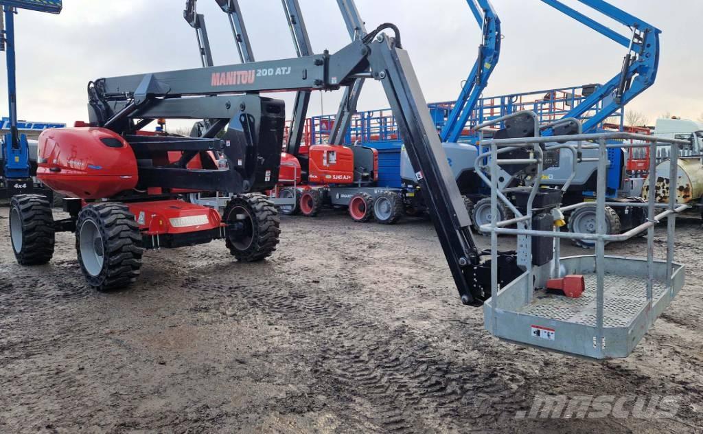 Manitou 200 ATJ Elevadores braços articulados