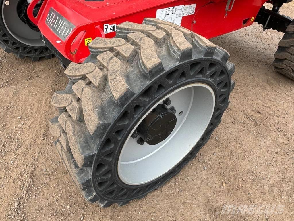 Manitou 200 ATJ Elevadores braços articulados