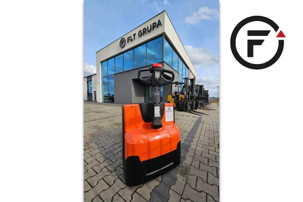 BT LWE140 Empilhador para operador externo