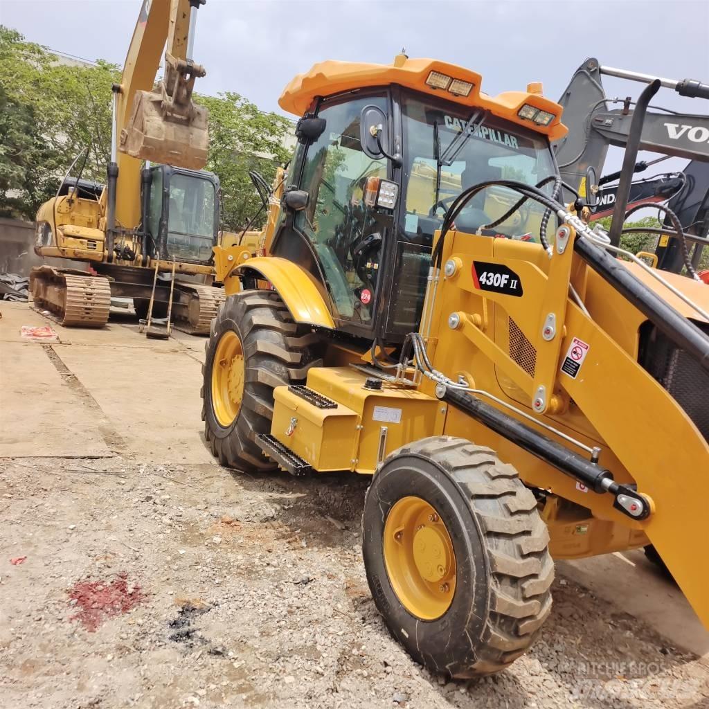 CAT 430 F Retroescavadeiras