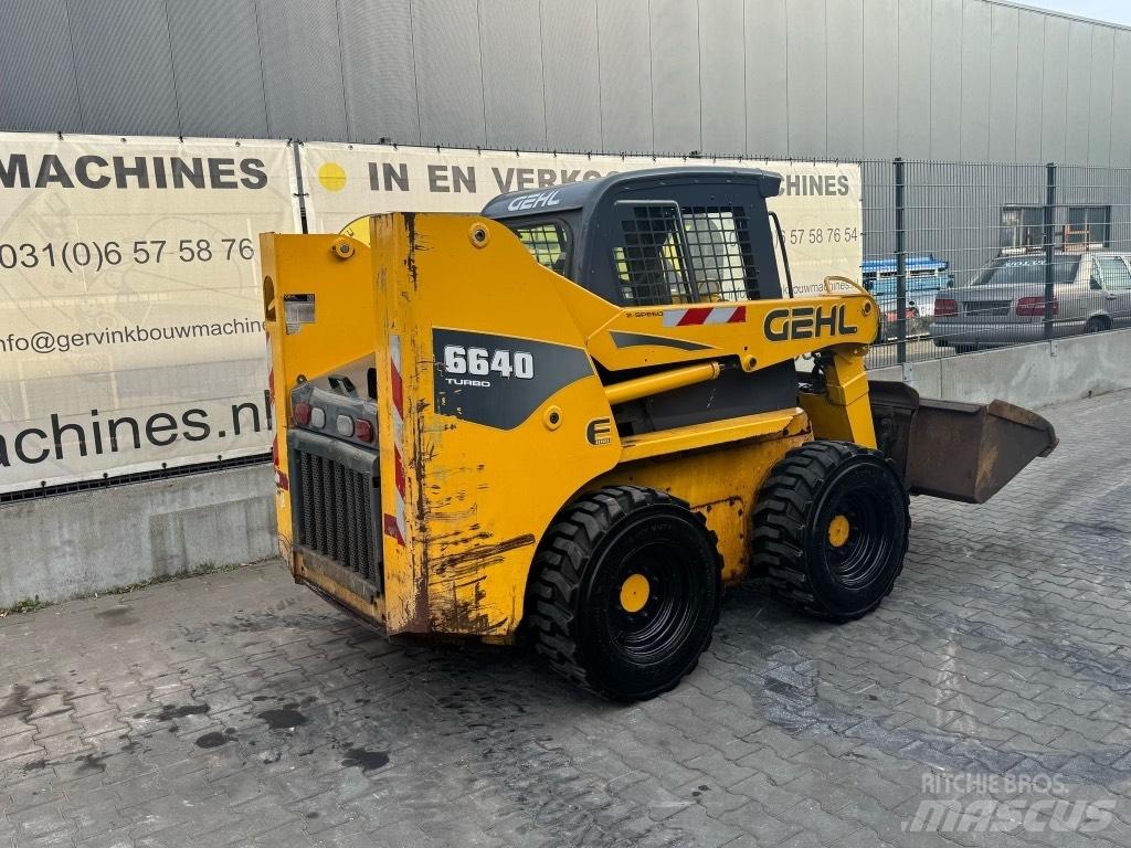Gehl 6640 Minicarregadeiras