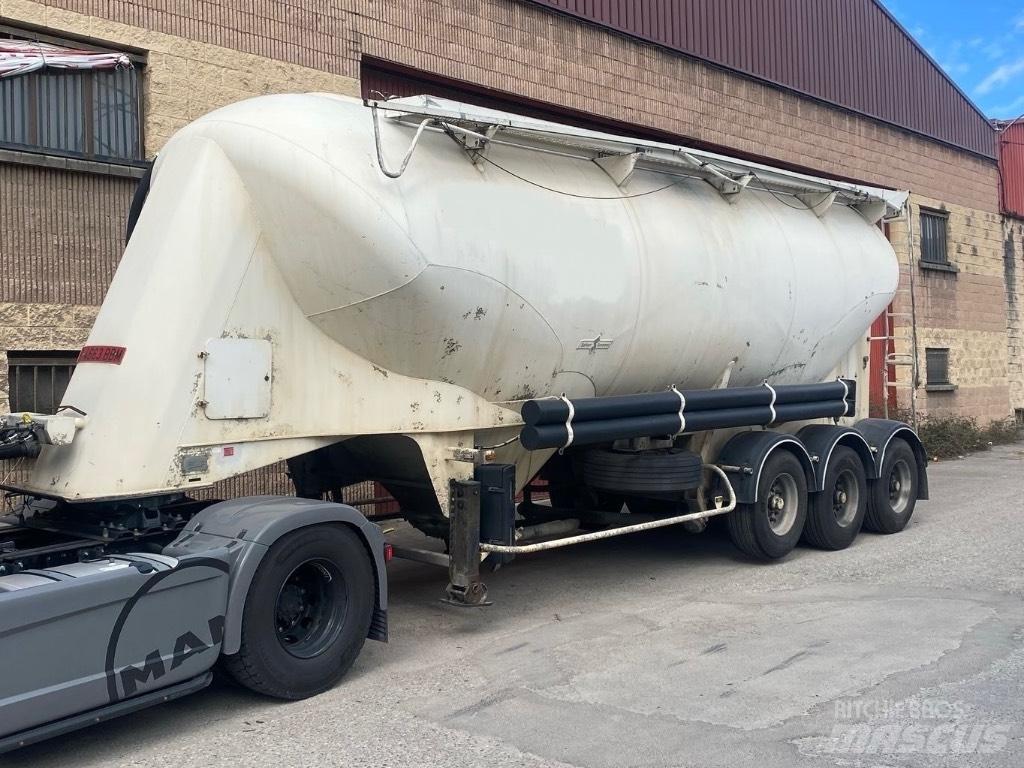 Spitzer SF2439PI Semi Reboques Cisterna