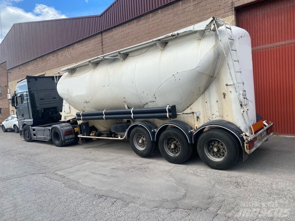 Spitzer SF2439PI Semi Reboques Cisterna