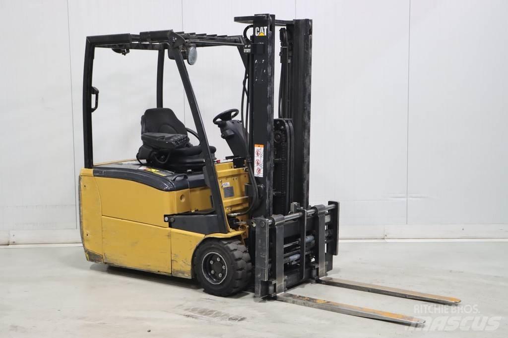 CAT EP20PNT Empilhadores eléctricos