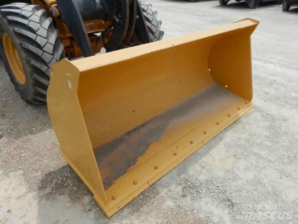 John Deere 244K Carregadeiras de rodas