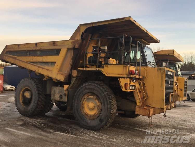 Komatsu HD405-6 Camiőes basculantes rígidos