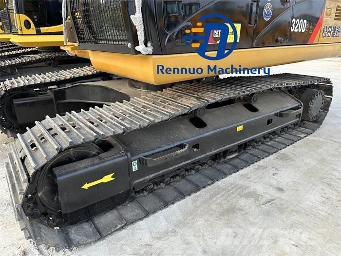 CAT 320 D2L Escavadeiras de esteiras