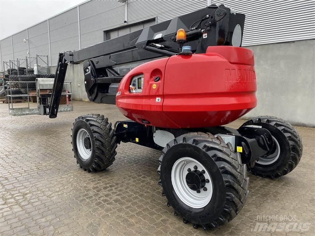 Manitou 200ATJ RC Elevadores braços articulados