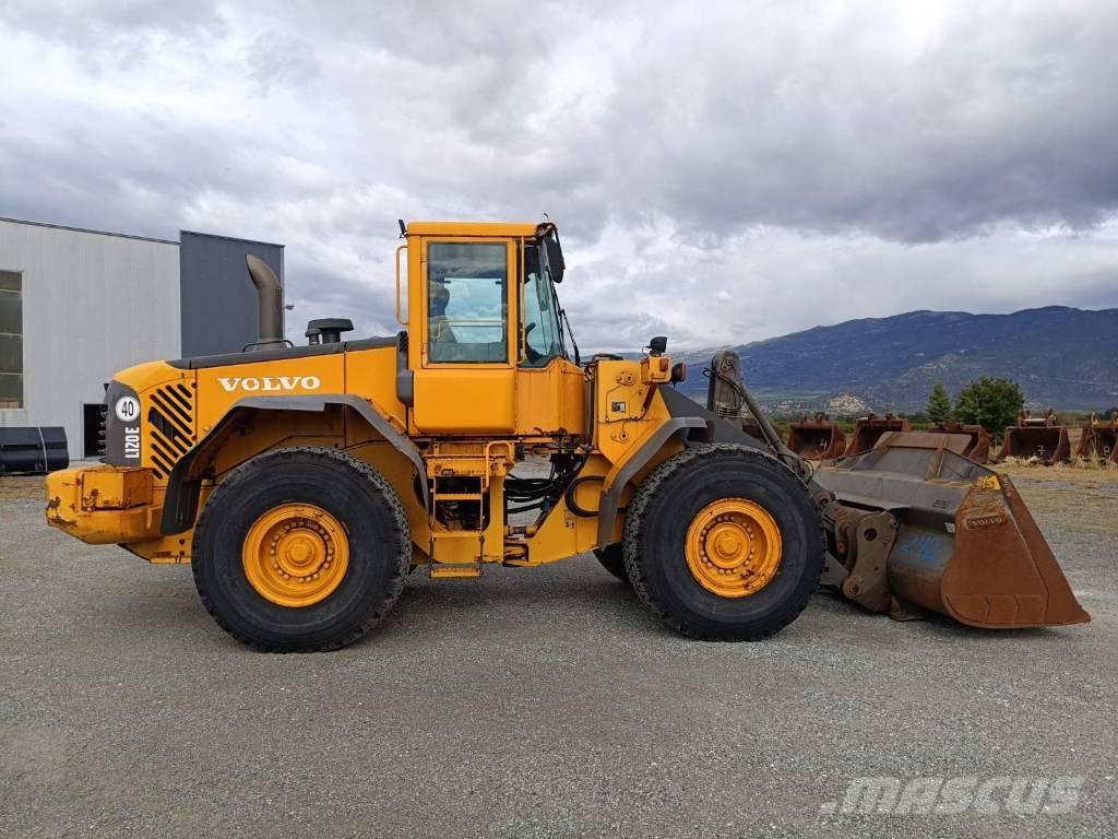 Volvo L 120 E Carregadeiras de rodas