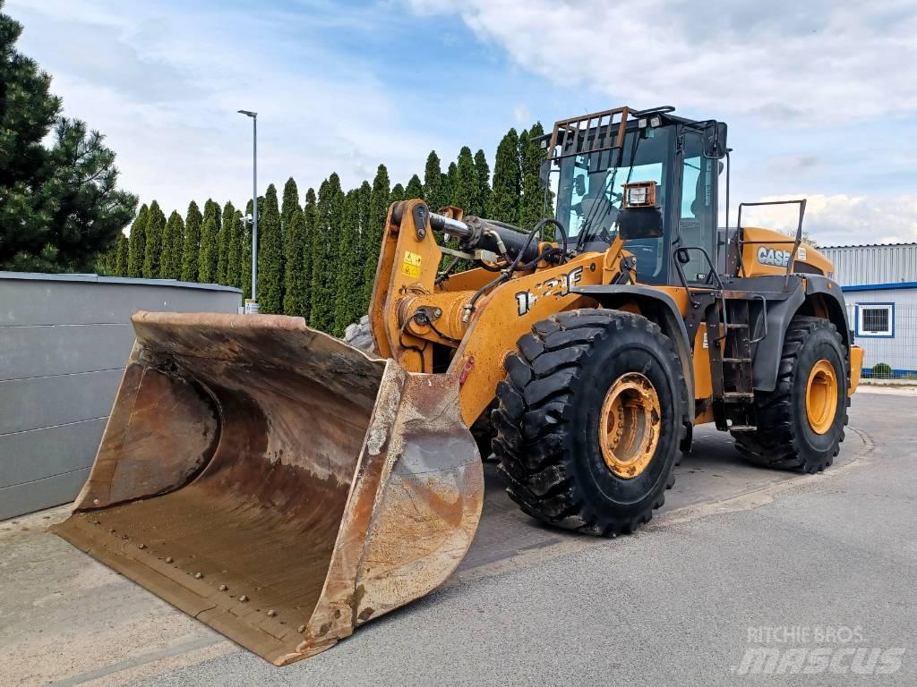 CASE 1021 F Carregadeiras de rodas