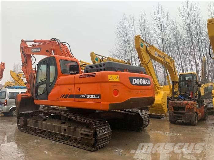 Doosan DX 300 Escavadeiras de esteiras