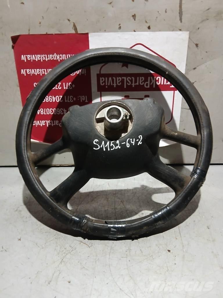 Scania R 440   1327026 Cabines e interior