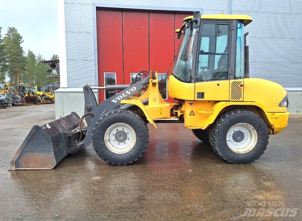 Volvo L30B AURALLA Carregadeiras de rodas