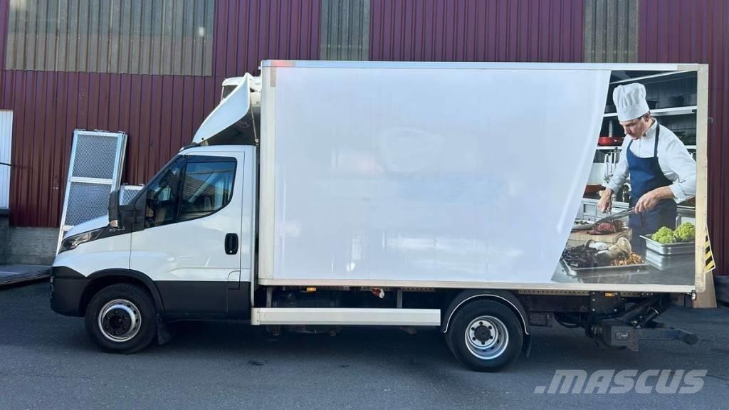 Iveco 70C 17 Carrinhas de caixa fechada