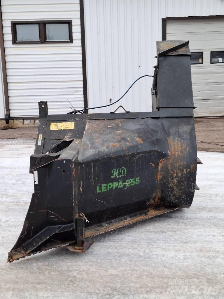 Leppä 250 HD Lançadores de neve