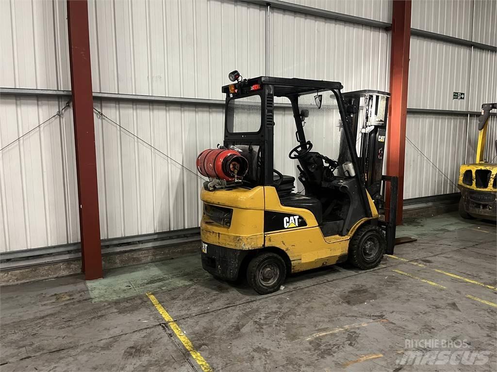 CAT GP18NT Empilhadores a gás