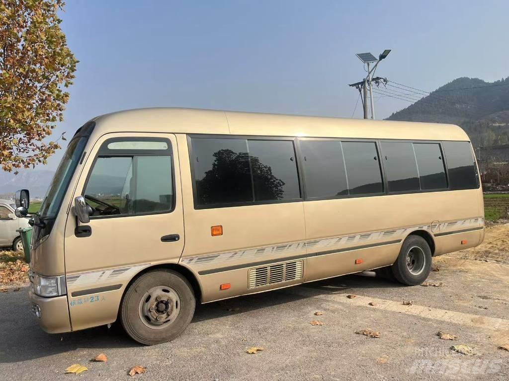 Toyota Coaster Autocarros intercidades