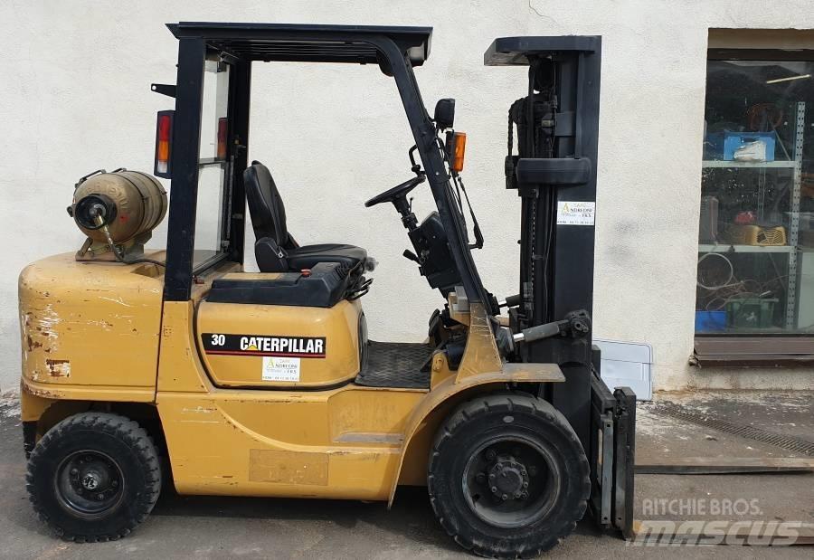 CAT GP 30 Empilhadores a gás