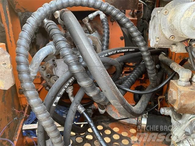 Hitachi EX60-5 Escavadeiras de esteiras