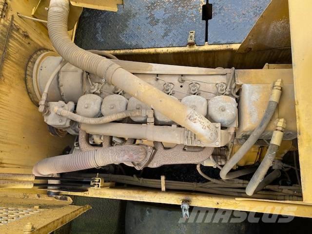 CAT PS 300 Cilindros Compactadores de pneus