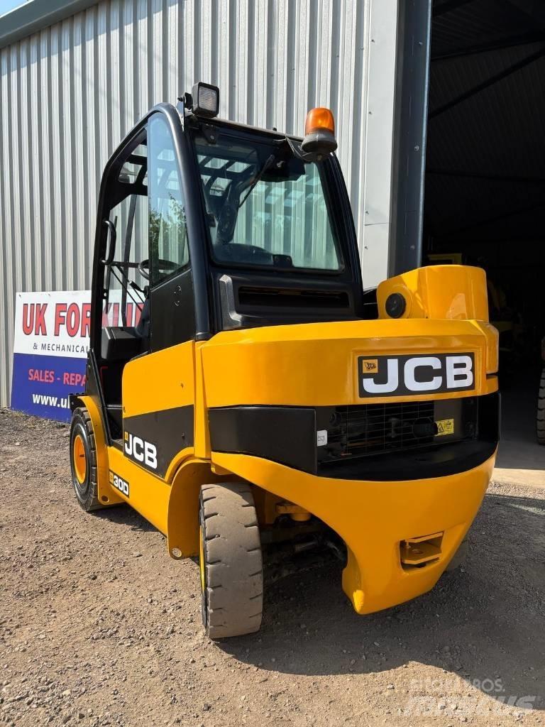 JCB TLT 30 D Manipulador telescópico