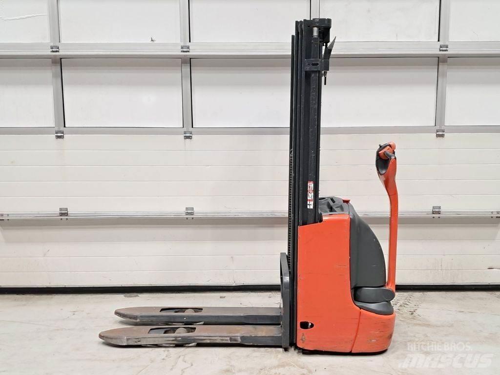 Linde L10 Empilhador para operador externo