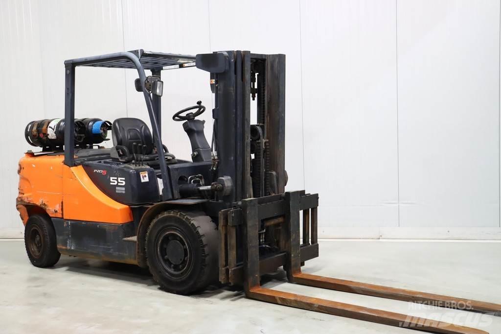 Doosan G55C-5 Empilhadores a gás