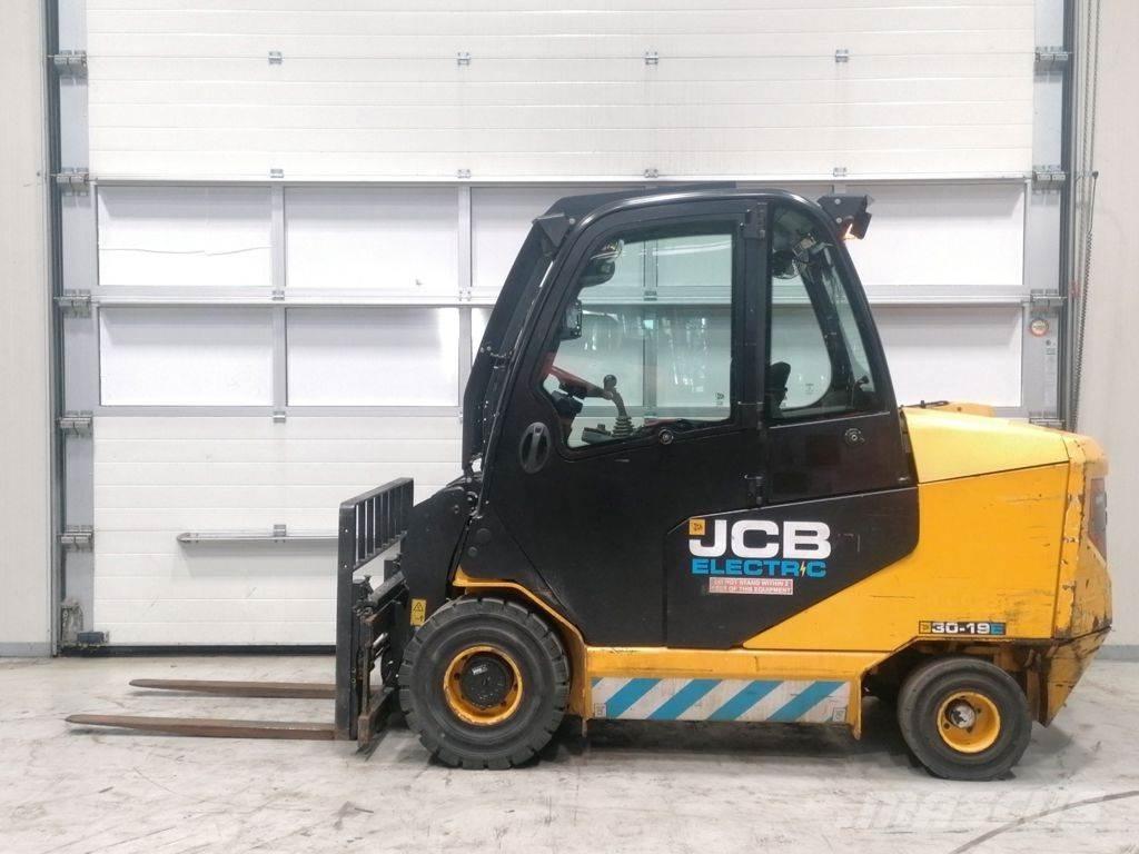 JCB TLT30-19E Manipulador telescópico