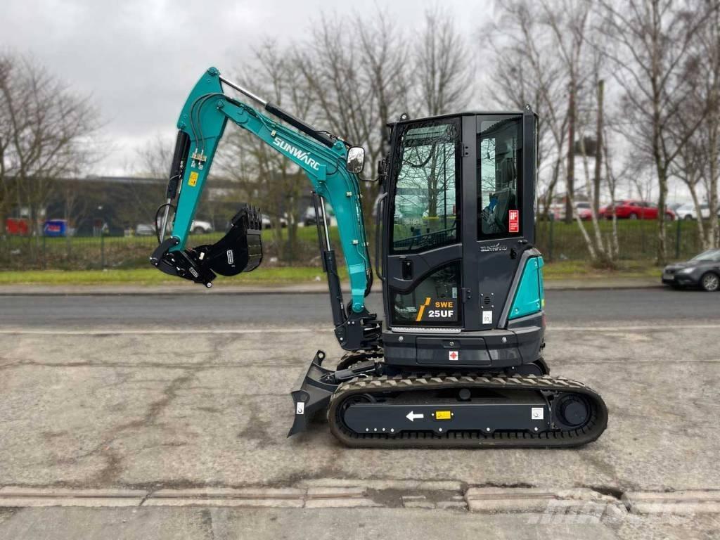 Sunward SWE 25 UF Miniescavadeiras