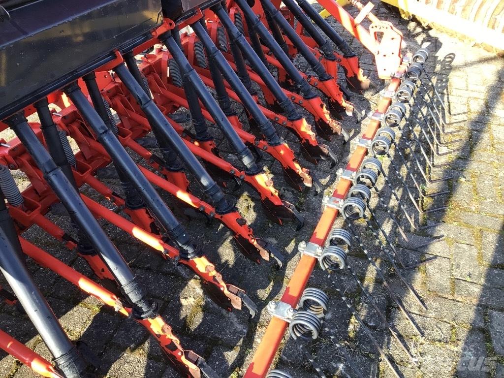 Kuhn Premia 300 Perfuradoras