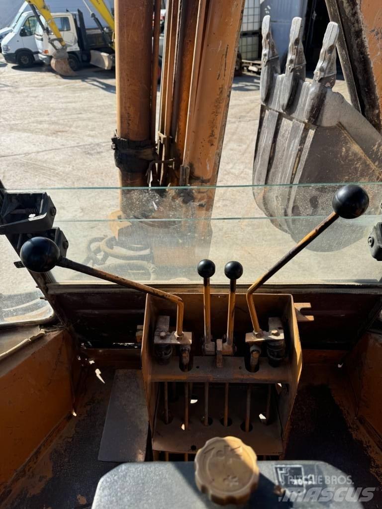 CASE 580 G Retroescavadeiras