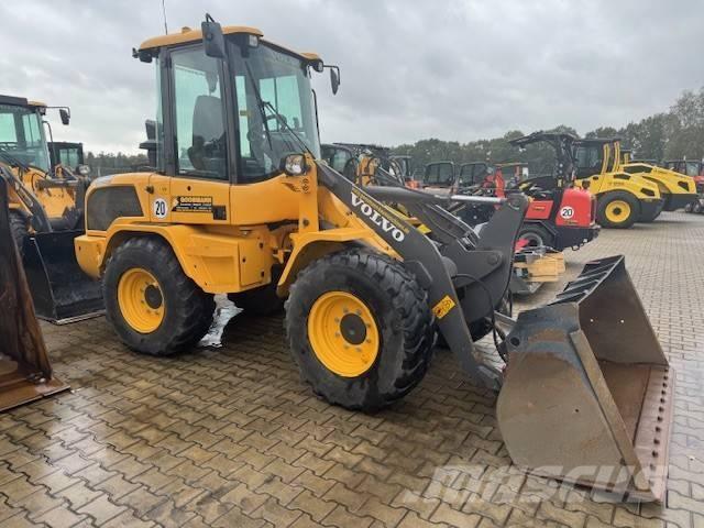 Volvo L 30 G Carregadeiras de rodas