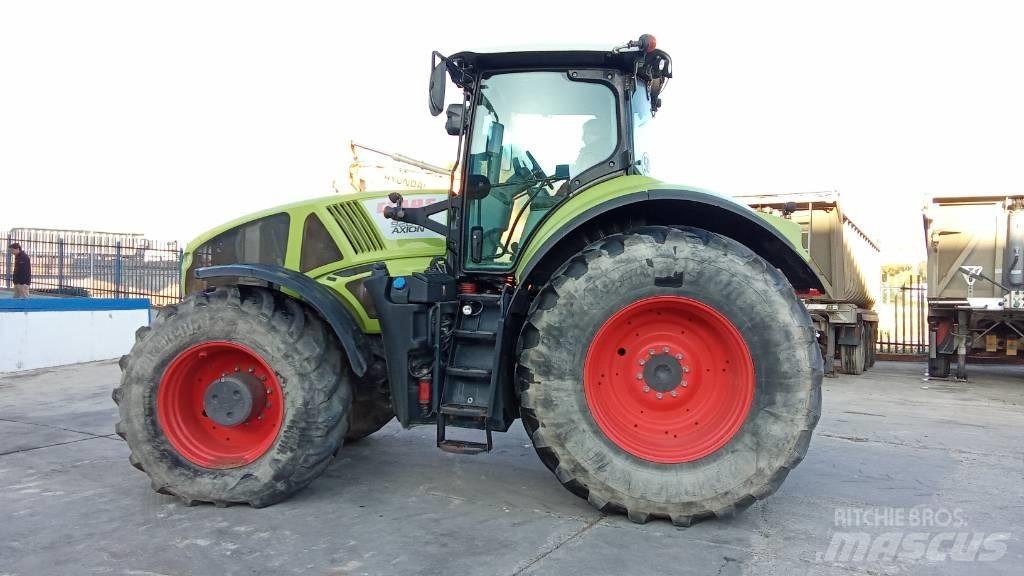 CLAAS Axion 920 Tratores Agrícolas usados