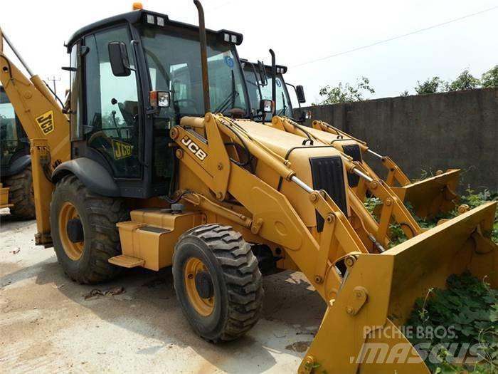 JCB 3 CX Retroescavadeiras
